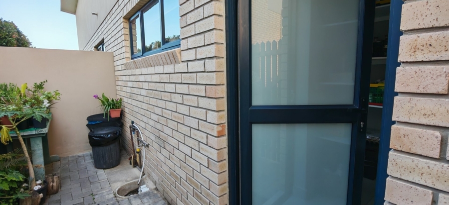 3 Bedroom Property for Sale in Dana Bay Western Cape